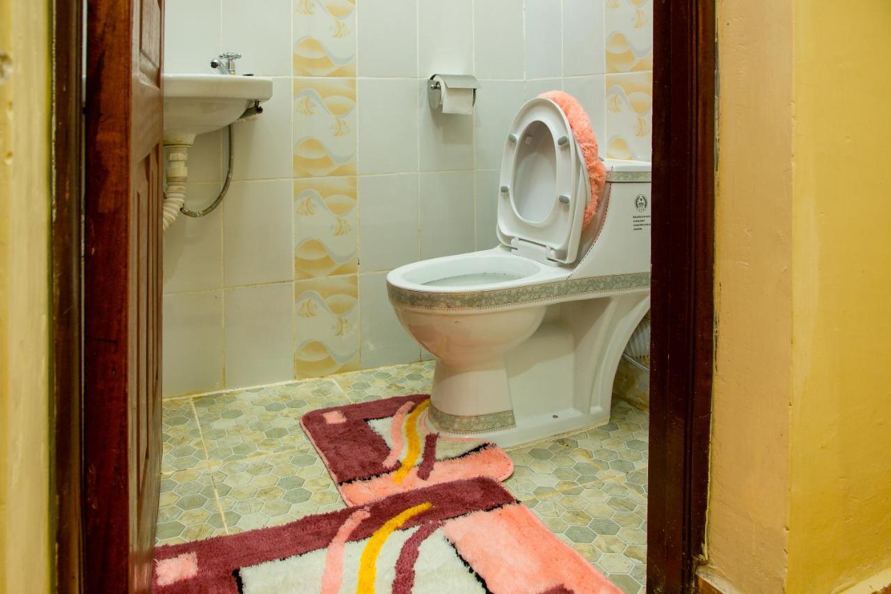 Ashville Homes Meru Екстер'єр фото