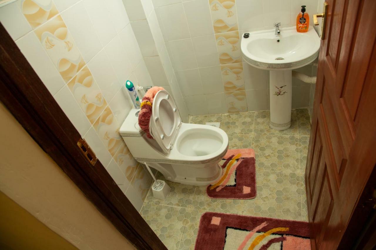 Ashville Homes Meru Екстер'єр фото